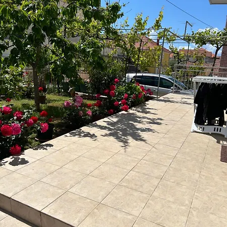 Marin Апартаменти